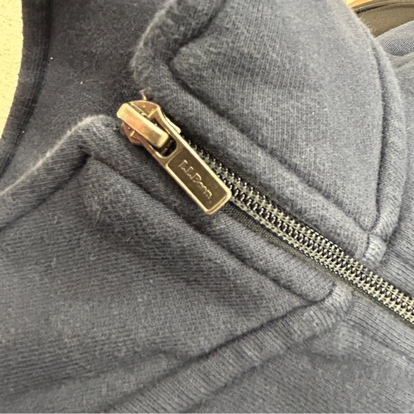 0140 L.L.Bean Men Sweater Adult Size Med tall Navy Blue Outdoors 3/4  Zip Casual - Picture 9 of 9